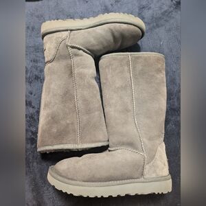 Classic Short II Grey UGG Boots